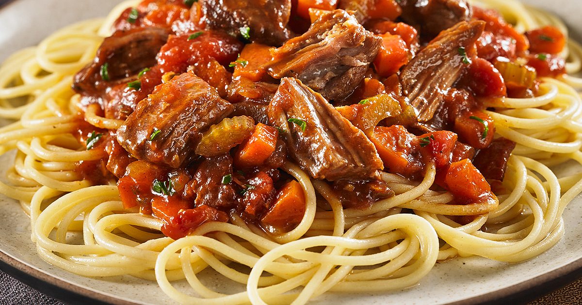 Ronzoni | Thin Spaghetti with Tuscan Braised Beef | Ronzoni® Pasta